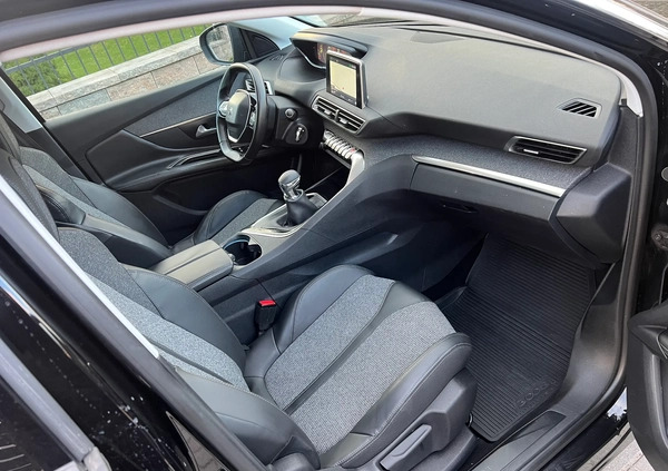 Peugeot 3008 cena 59900 przebieg: 249000, rok produkcji 2017 z Skoczów małe 562